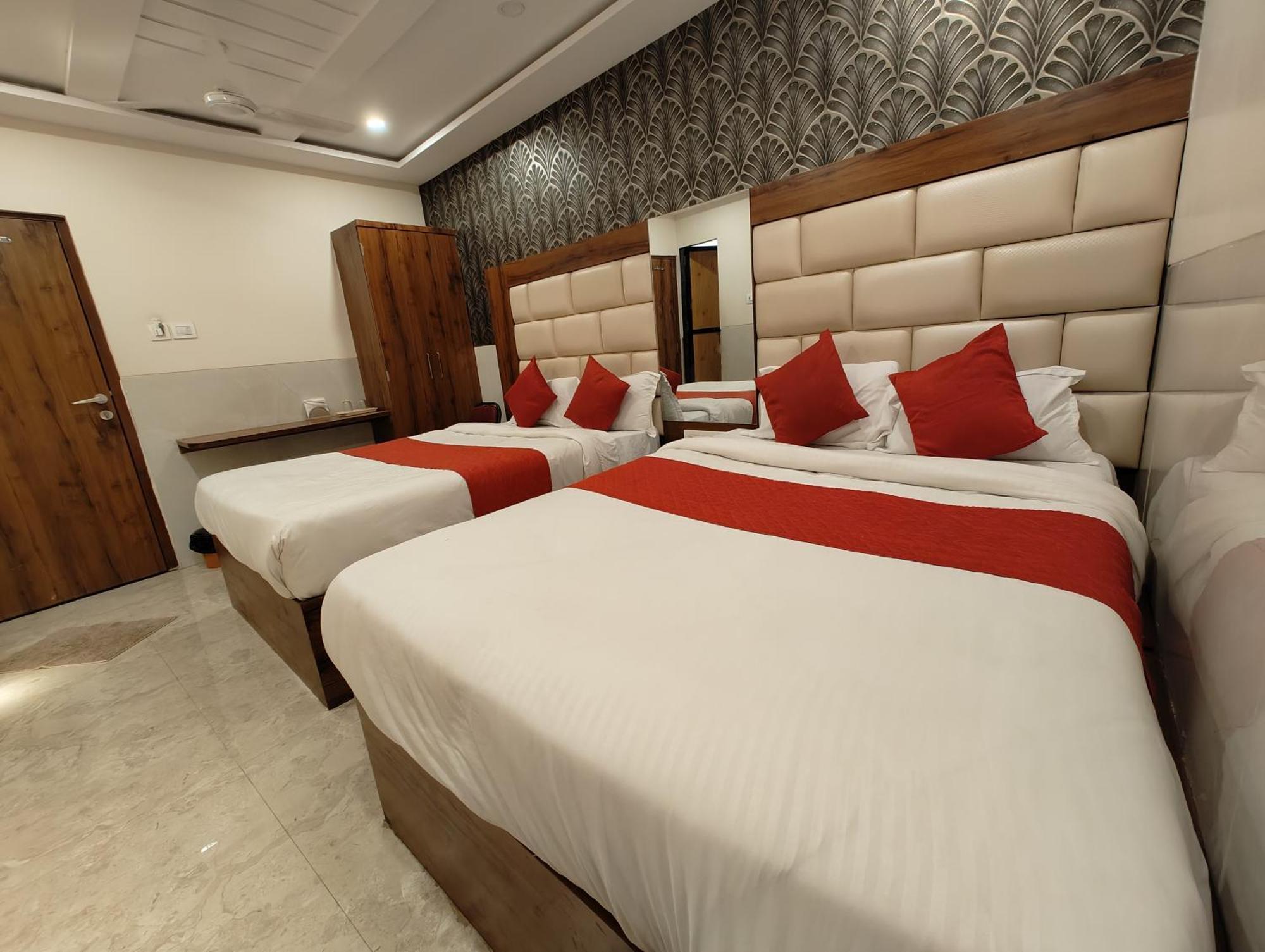 Hotel Dream Palace Residency - Near To Us Embassy Bkc Bombay Eksteriør billede