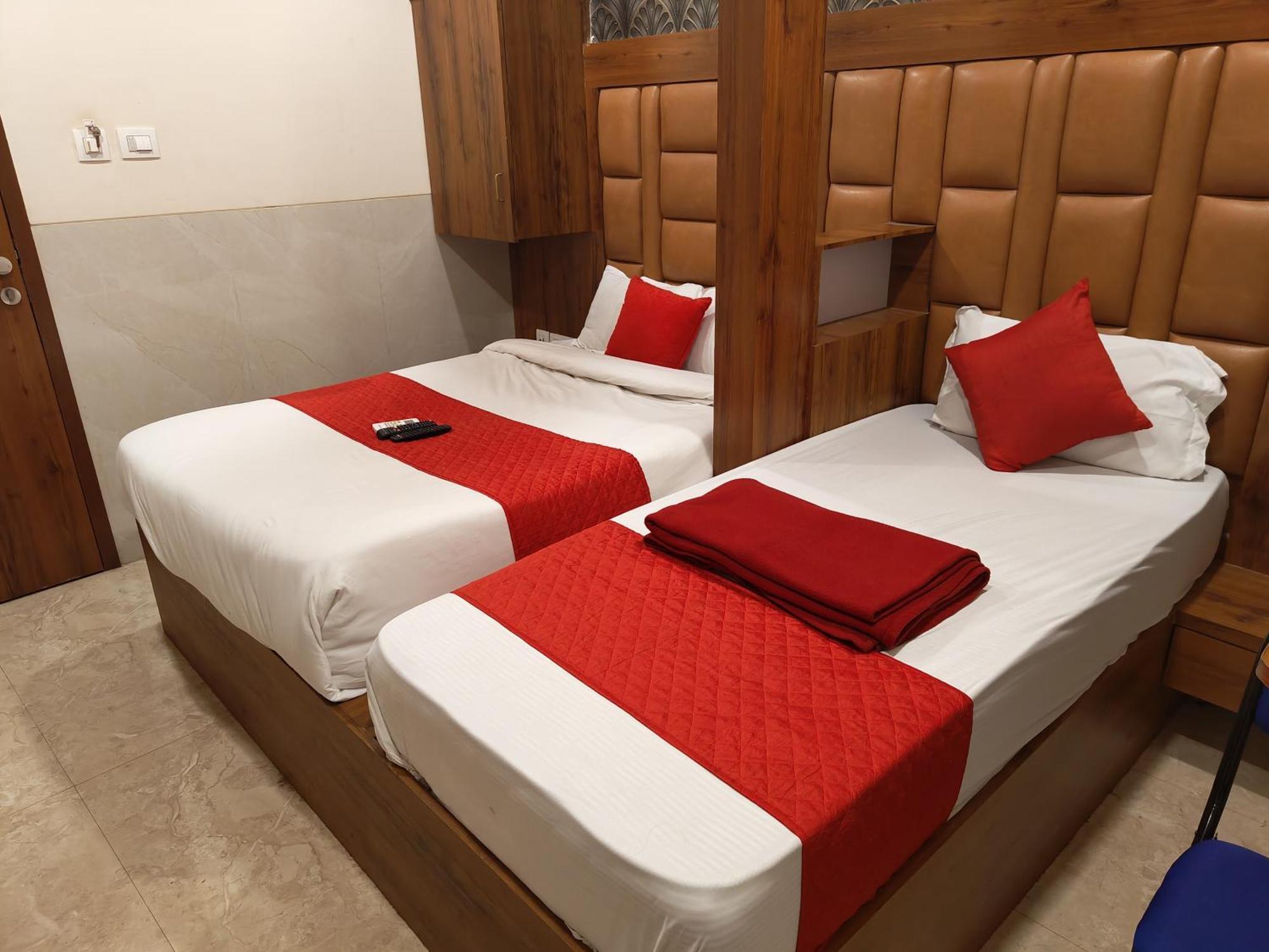Hotel Dream Palace Residency - Near To Us Embassy Bkc Bombay Eksteriør billede